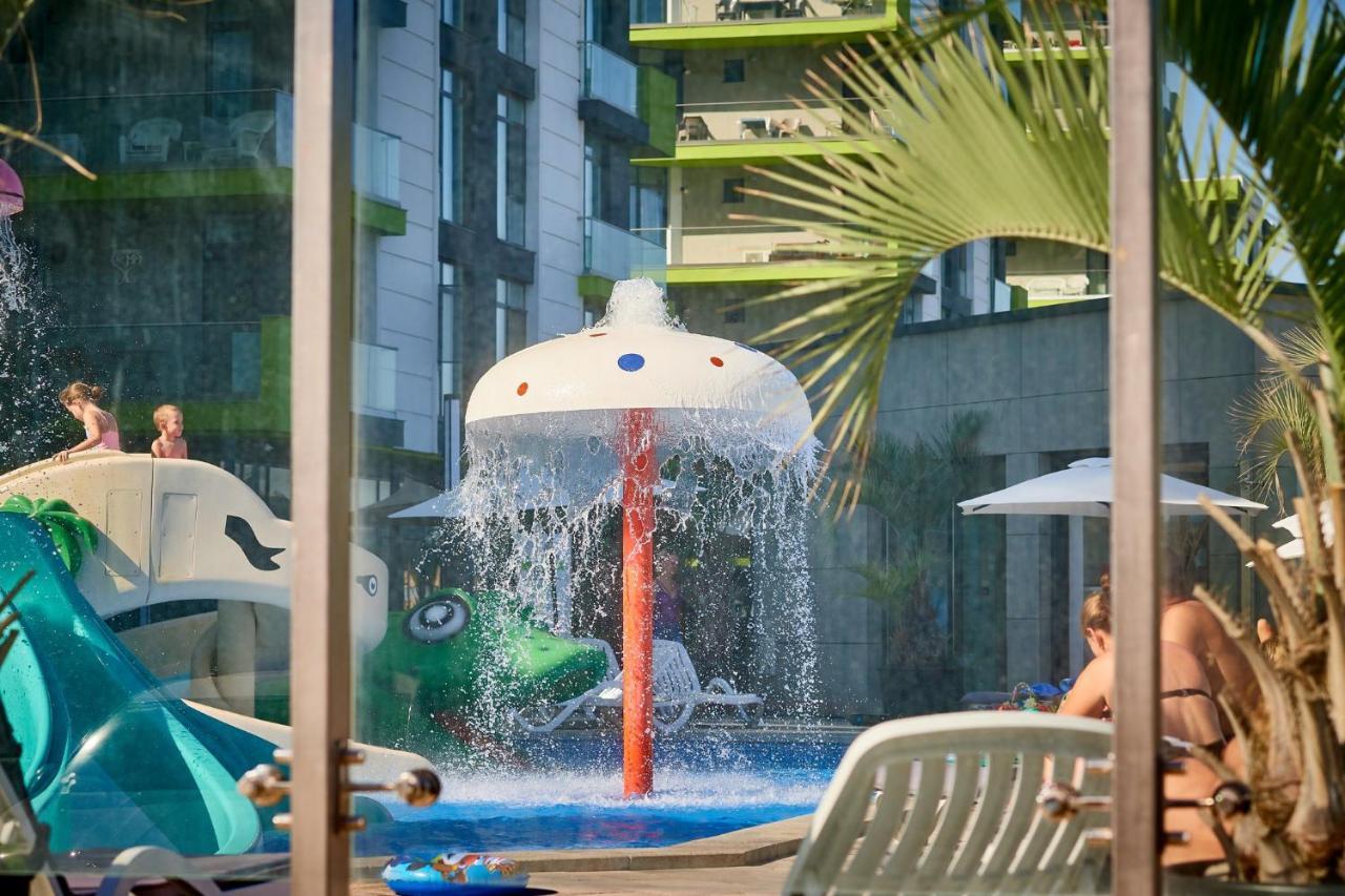 Panoramic Aparthotel Pool & Spa Mamaia Nord Navodari Ngoại thất bức ảnh